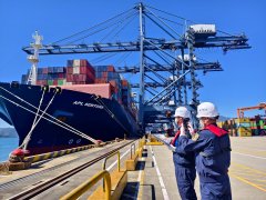 <b>“深”度发力：看深圳海关若何帮推外贸“加快</b>