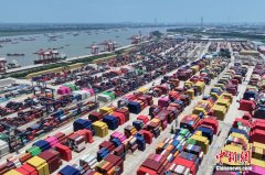 本年上半年中国货色商业进出口同比增加29%